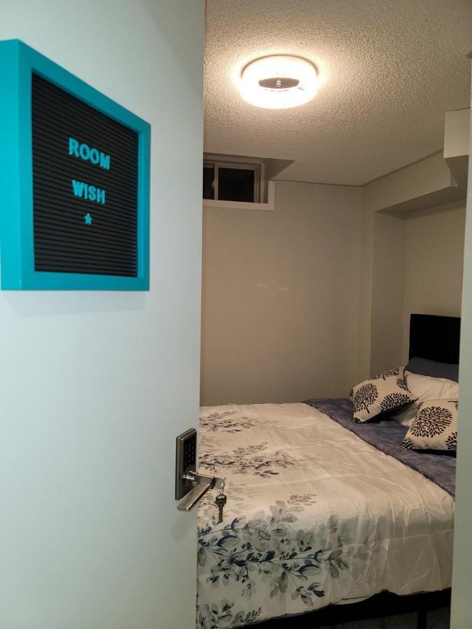 Roryhouse Apartment Toronto Exterior photo